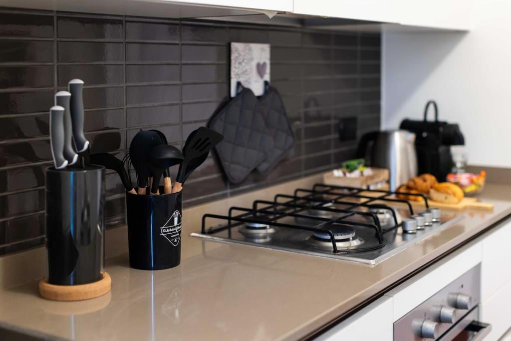Comfort Suite Milano Centrale With Fast Wifi And Free Netflix Milão Exterior foto